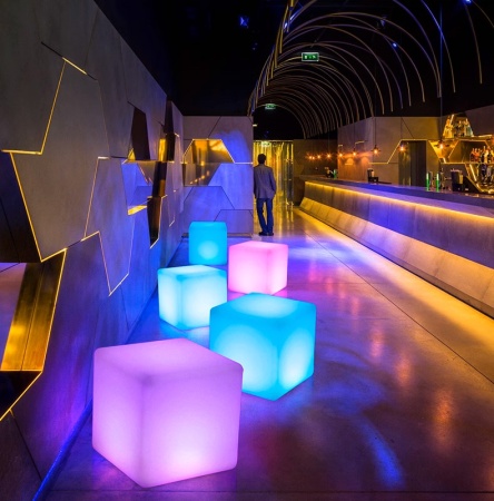 Светильник Куб 80 питание от сети 220В, RGB Светильник Куб 80 питание от сети 220В, RGB