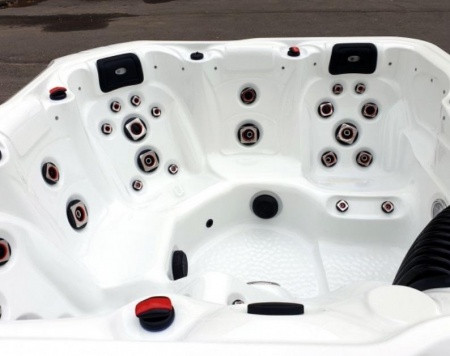 Гидромассажный спа-бассейн JNJ Spas Power Гидромассажный спа-бассейн JNJ Spas Power